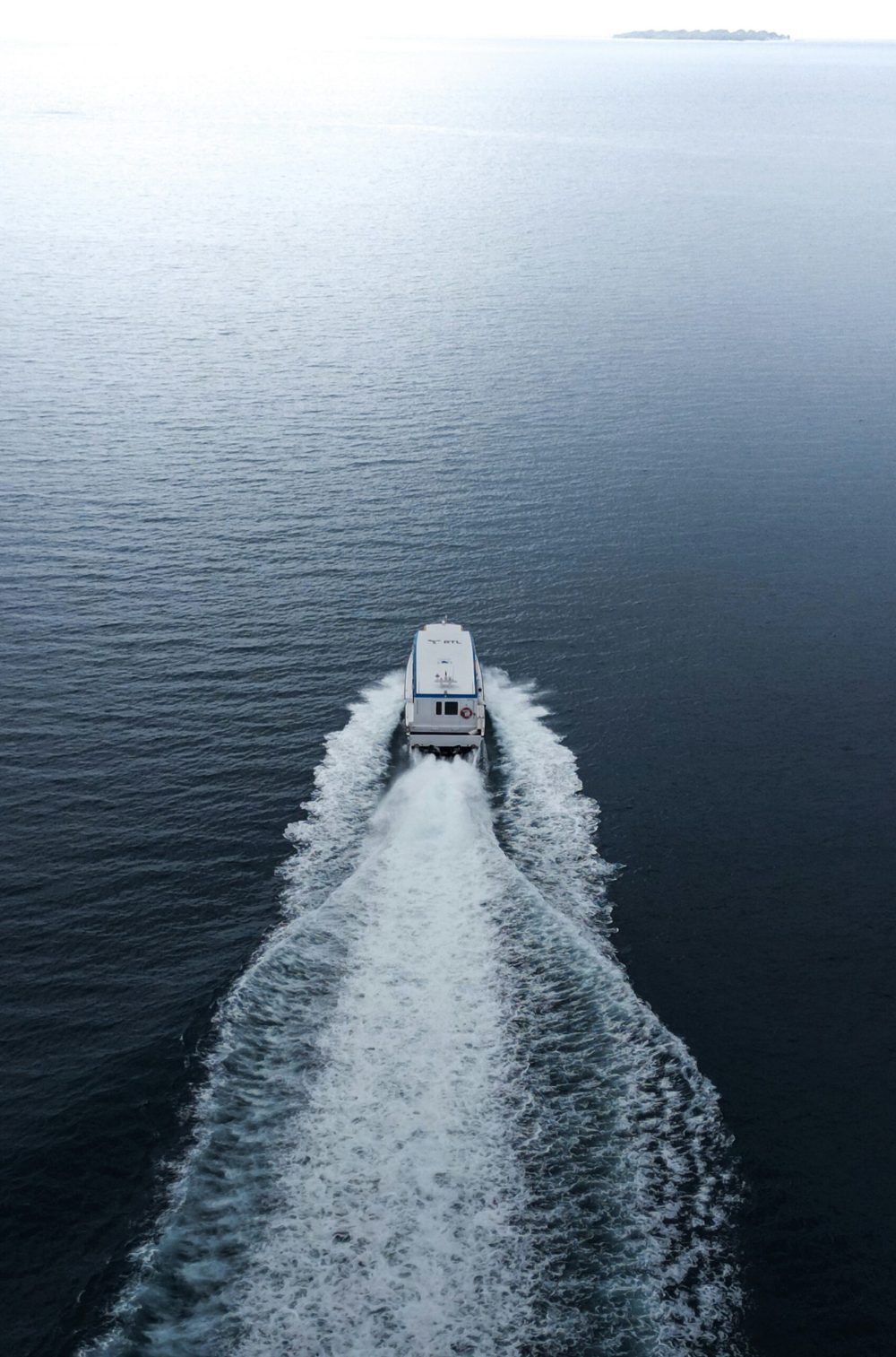 mohamed-uzain-Iq_25KeZuXU-unsplash